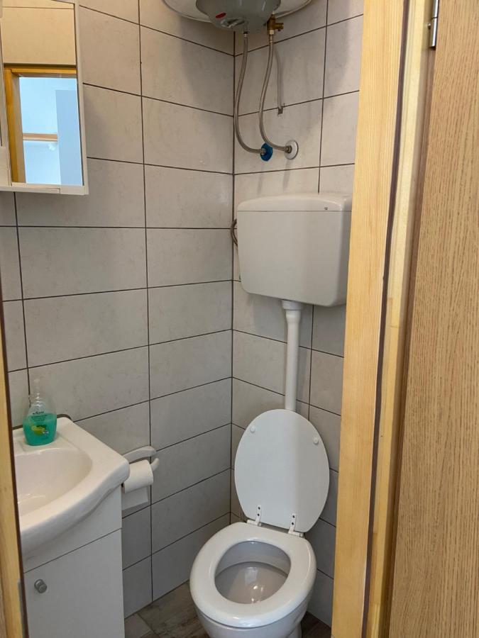 Studio-Apartman Aurora Lägenhet Pula Exteriör bild