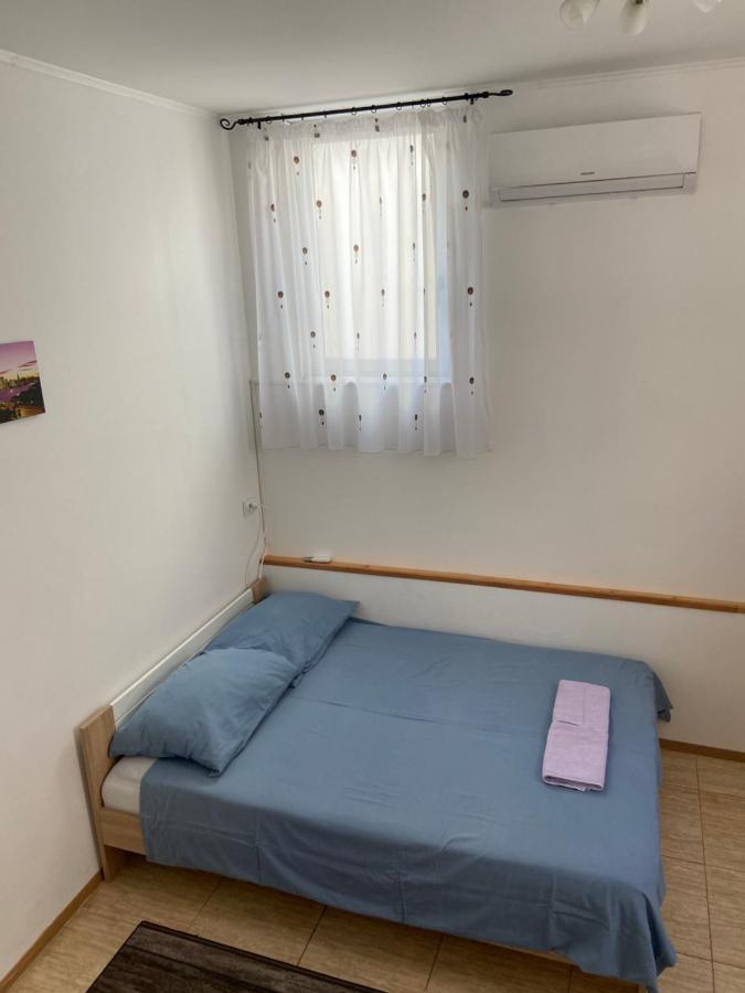 Studio-Apartman Aurora Lägenhet Pula Exteriör bild